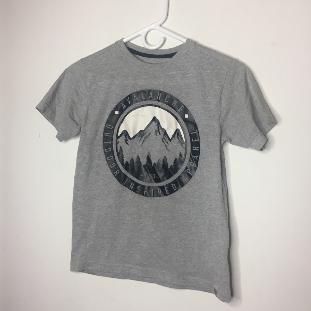 Avalanche Size 10 Shirt